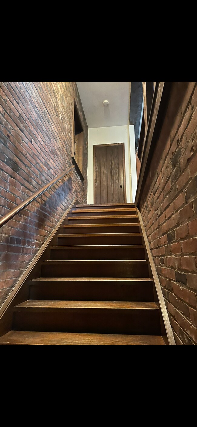 Foto del edificio - 96 Crescent Ave