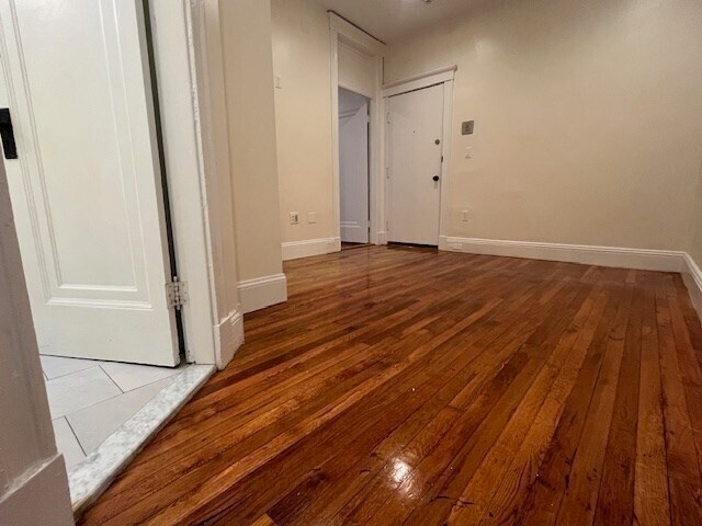 Foto del edificio - 73 Park Dr