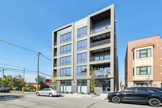 Building Photo - 2342 W Adams St