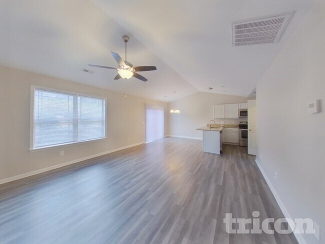 Foto del edificio - 113 Mariner Ct