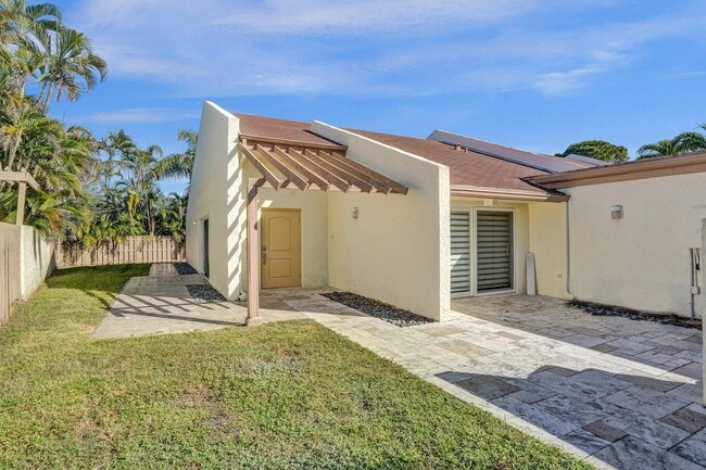 Photo - 21760 Contado Rd Townhome