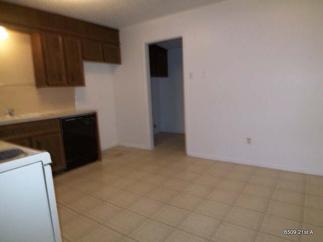 Foto del edificio - 6509 21st St