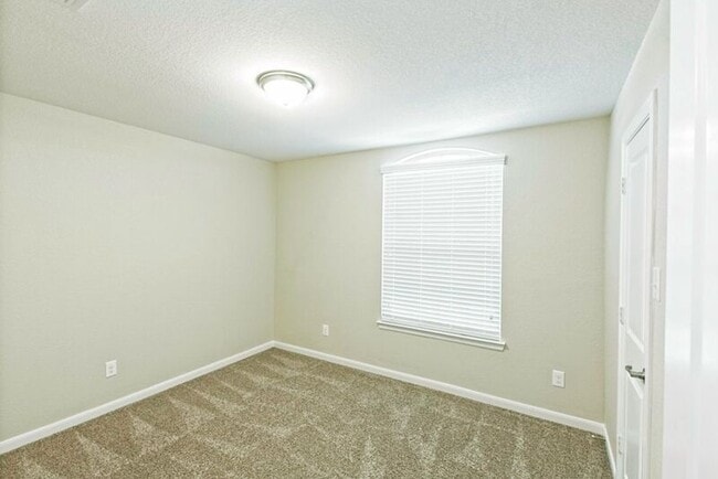 Foto del edificio - 228 Copper Switch Dr