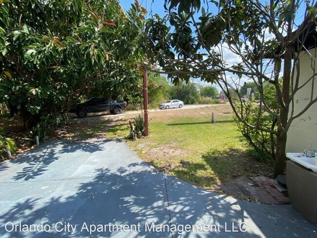 Building Photo - 2 br, 1 bath House - 1223 McCoy Rd