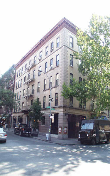 Foto del edificio - 131 Sullivan St