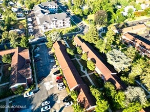 Building Photo - 364 Westwood Ave