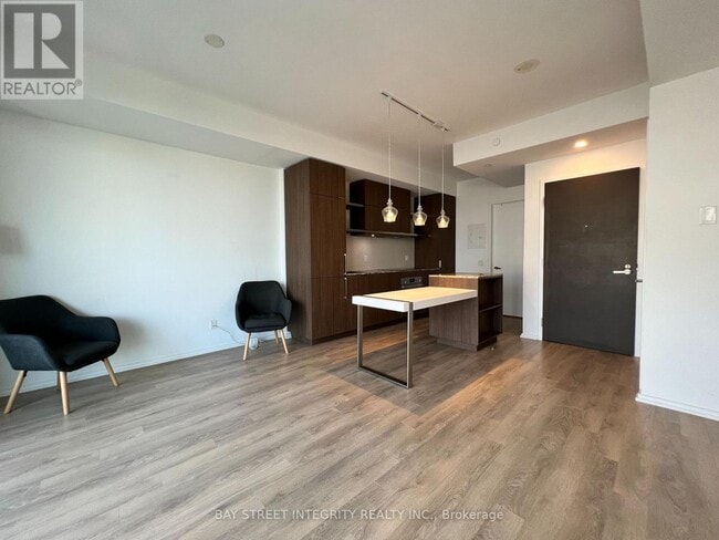 Photo du bâtiment - 197 Yonge St