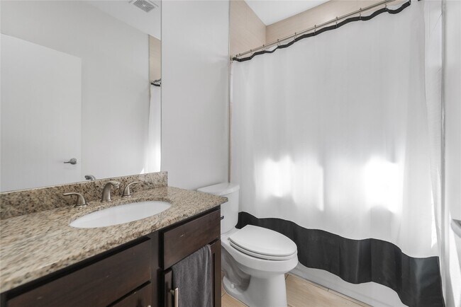 Foto del edificio - 2310 Webster St