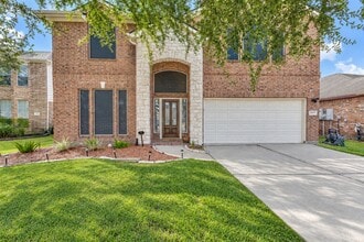 Building Photo - 2303 Megellan Point Ln