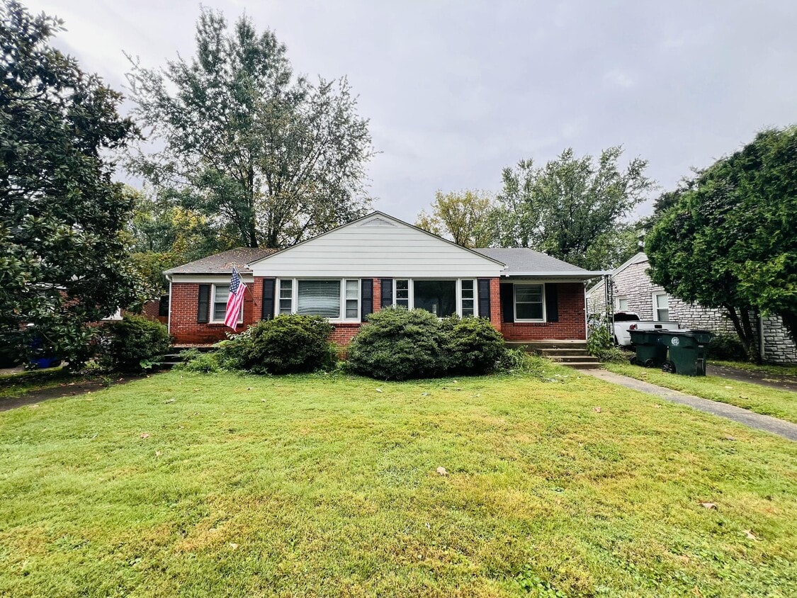 Primary Photo - 236 Norway St