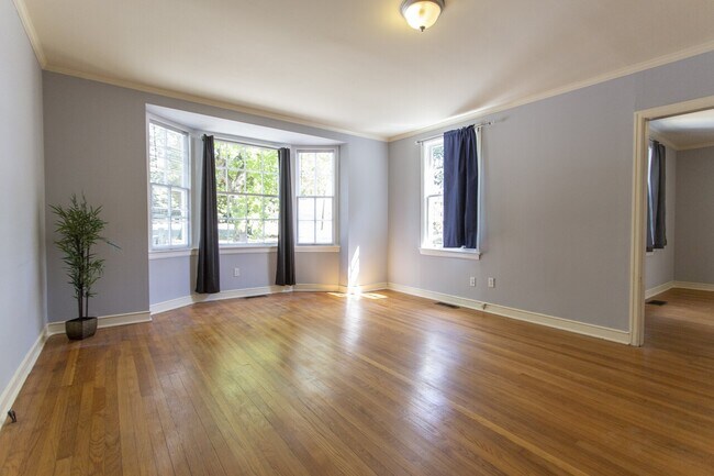 Building Photo - 3516 Narrow Lane