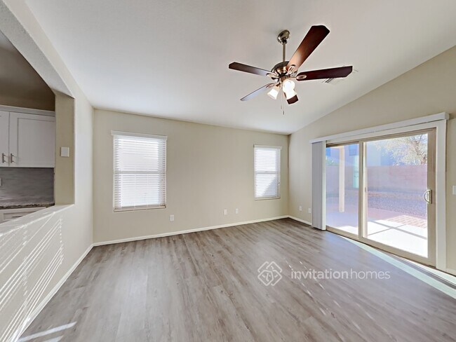 Building Photo - 16667 W Taylor St