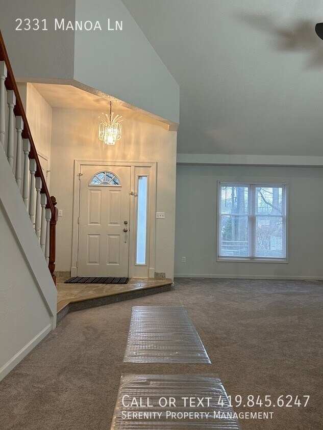 Primary Photo - Stunning 3 Bedroom Condo Available Now!