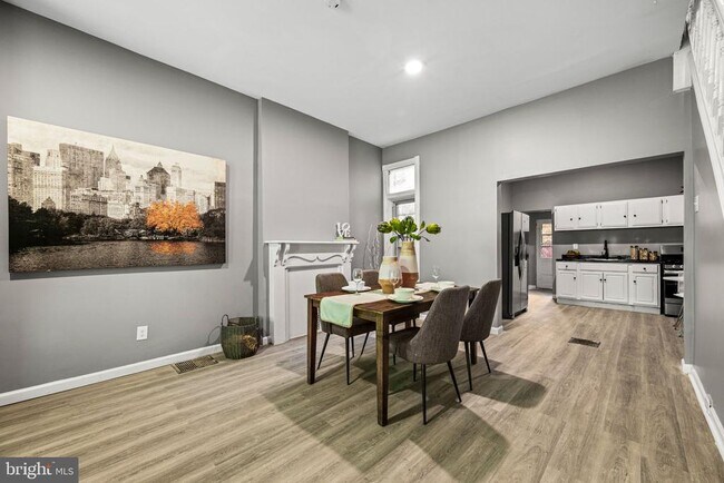 Foto del edificio - 2427 N Hollywood St