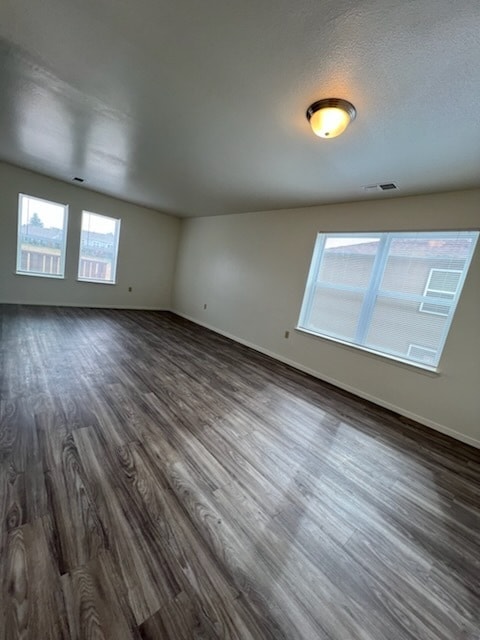 Building Photo - 348 Sacajawea Ct