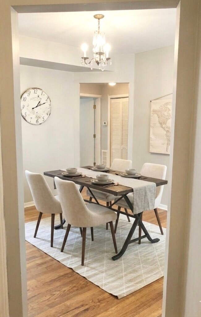 Foto del edificio - 1622 W Farwell Ave