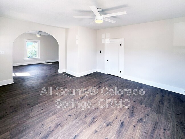 Building Photo - 722 W Cucharras St