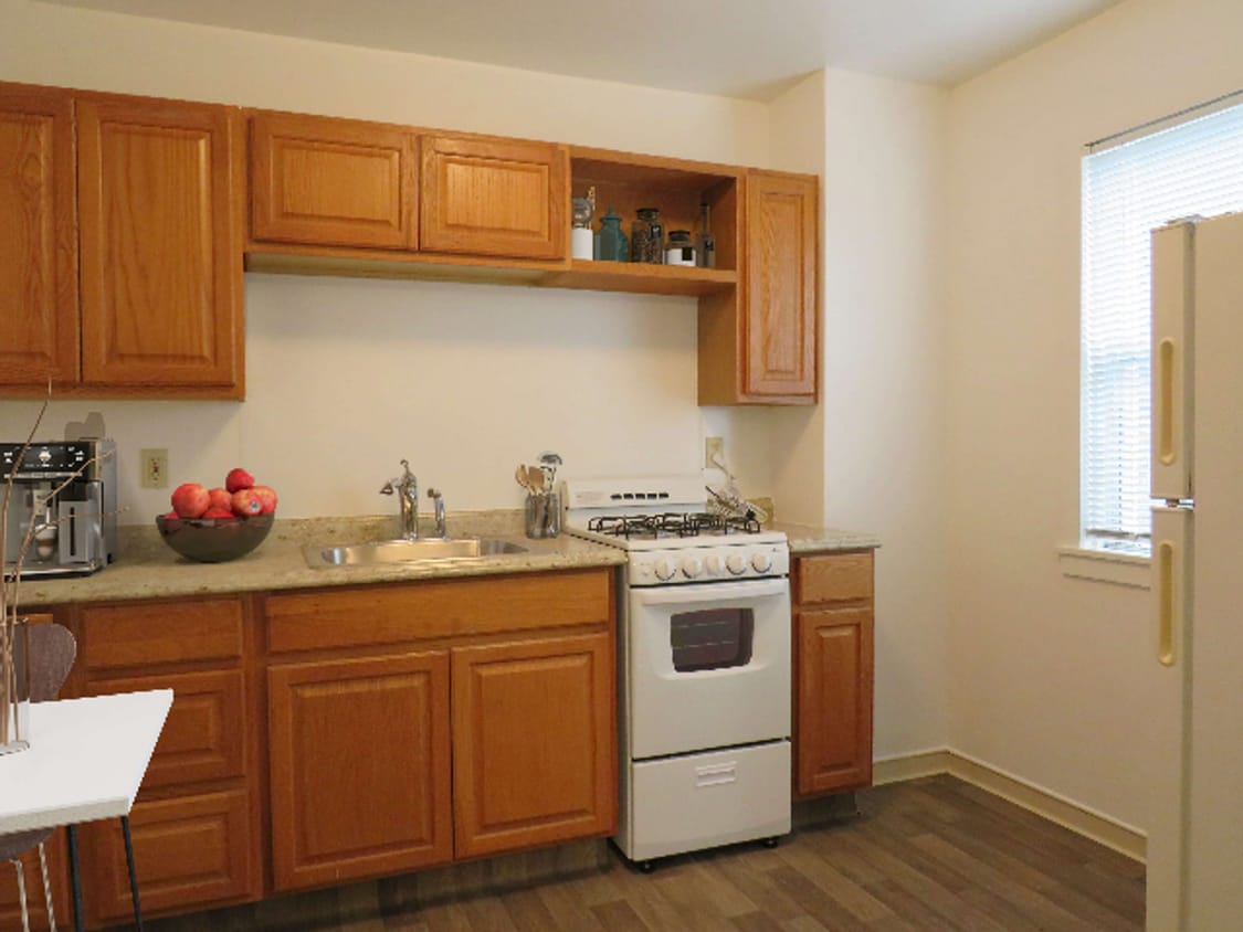 Building Photo - Available Today!