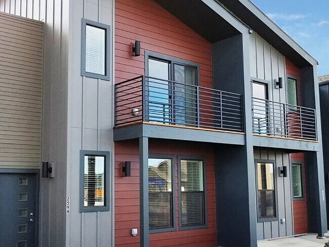 Foto del edificio - 2695 NW Cedar Ave