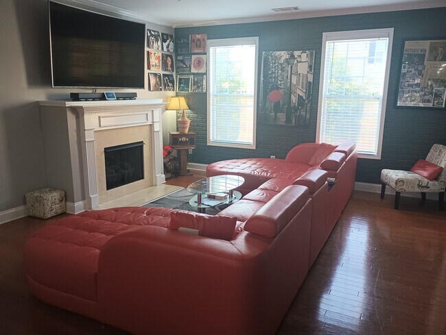 Foto del edificio - 436 Williamson St SE