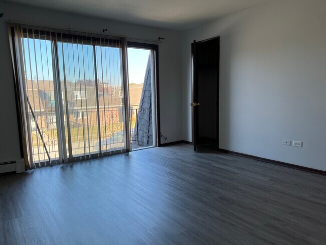 Foto del edificio - 9735 Ravinia Ct