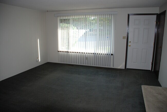 Foto del edificio - 3614 W 17th Pl