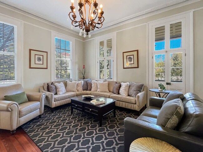 Foto del edificio - 209 W Bolton St