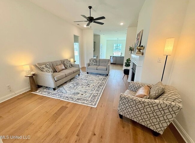 Building Photo - 738 Coahoma Ct