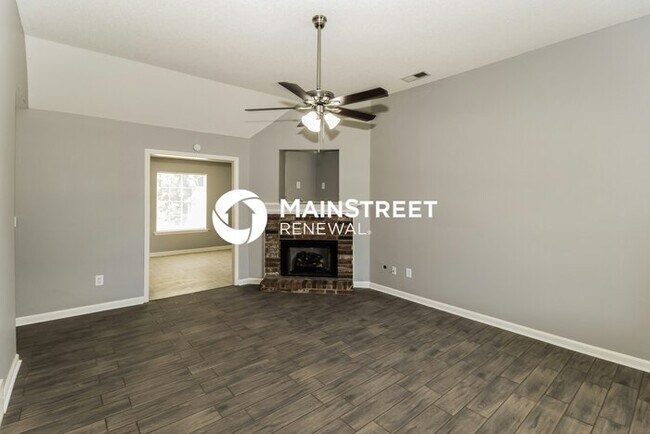 Building Photo - 3 Bedroom Pet-Friendly Home in Arlington, TN with Main Street Renewal