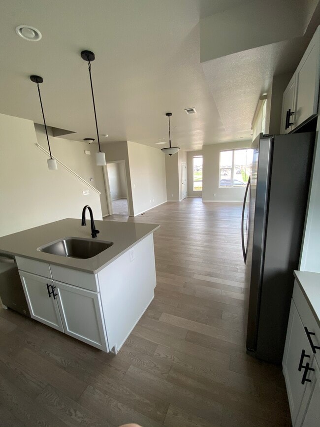 Lots of room - 2614 Avenger Pl #5
