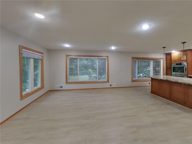 Building Photo - 9720 28th Ave N