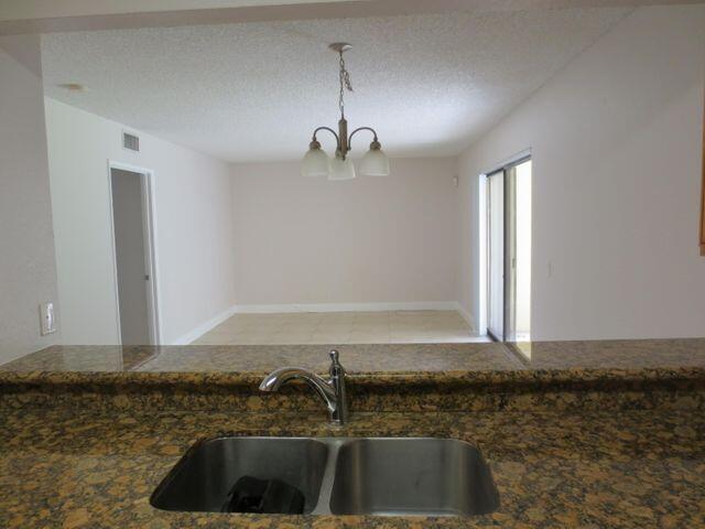 Foto del edificio - 1581 Windorah Way