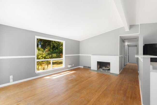 Building Photo - 3 Bedroom Rambler with Ideal Commuting Location in Lynnwood