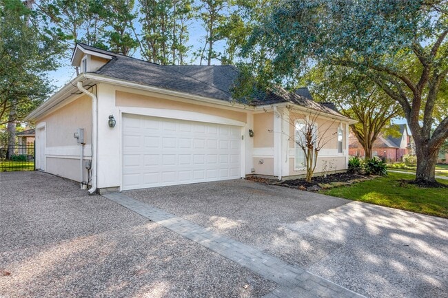 Foto del edificio - 60 Fairfield Dr