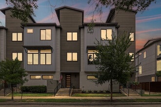 Building Photo - 259 Currie St