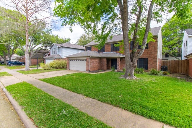 Foto del edificio - 3322 Whispering Way Dr