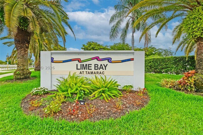Foto del edificio - 9091 Lime Bay Blvd