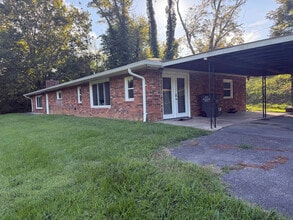 Building Photo - 229 Galloway Rd