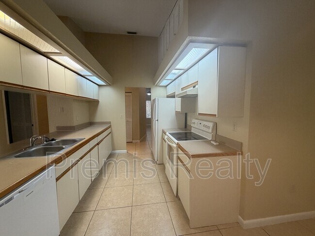 Foto del edificio - 20 Ridgecroft Ln