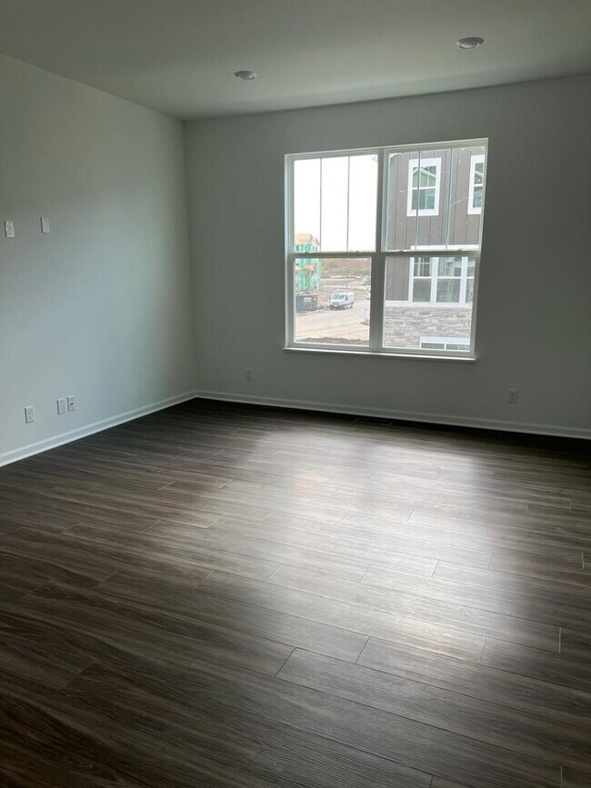 Foto del edificio - 1033 Atterberg Rd