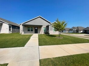 Building Photo - 4511 Oatman Dr