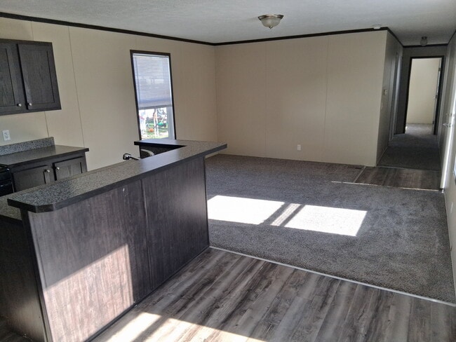 Building Photo - 6040 Georgia