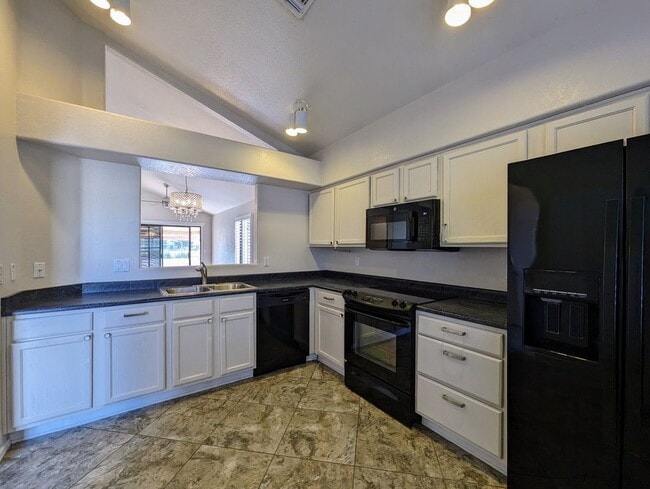 Foto del edificio - 1902 N Barkley, 14