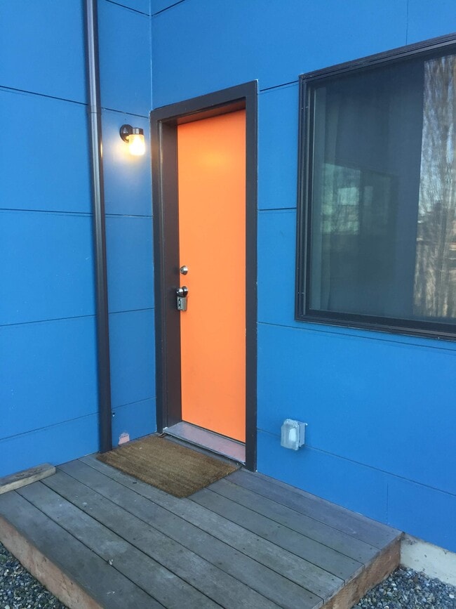 Building Photo - 5056 Renton Ave S