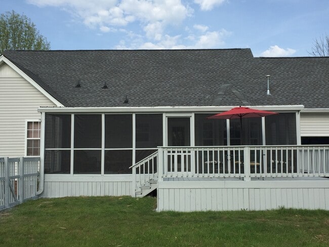 Building Photo - 100 Faldo Dr