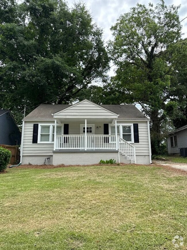 Building Photo - 1376 Lockwood Dr SW