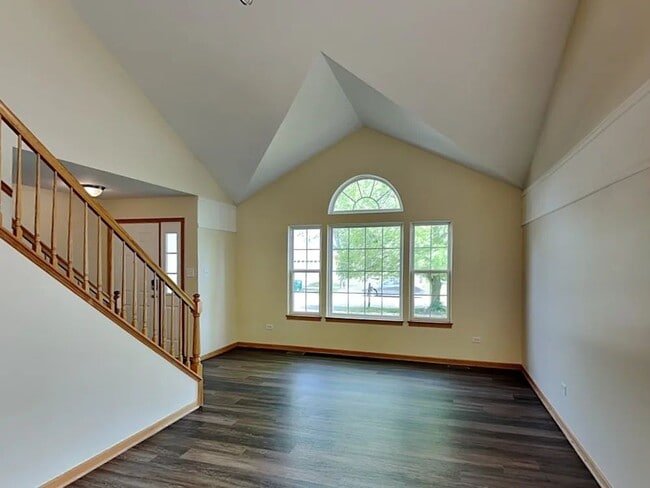 Building Photo - 2900 Wake Island Dr
