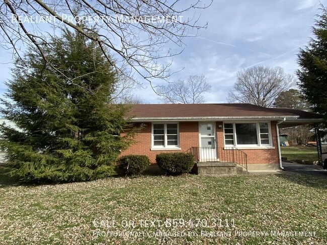 Building Photo - 208 W. Linden-