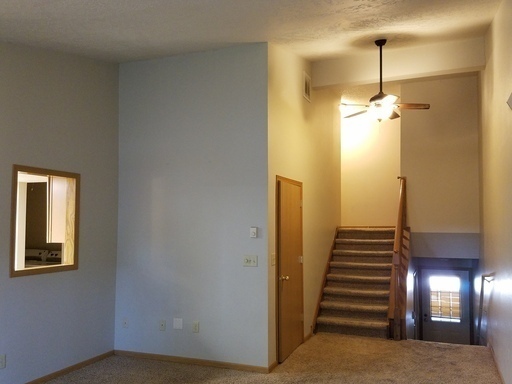 Building Photo - West Oaks 2 Bedroom Condo