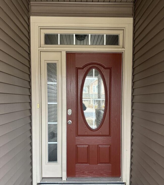 Building Photo - 4531 Hubbard Falls Dr